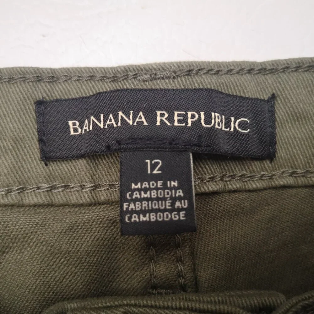 NWT Banana Republic Lades Size 12 Army Green Zipper & Button Closure Chino Pants - Picture 3 of 15